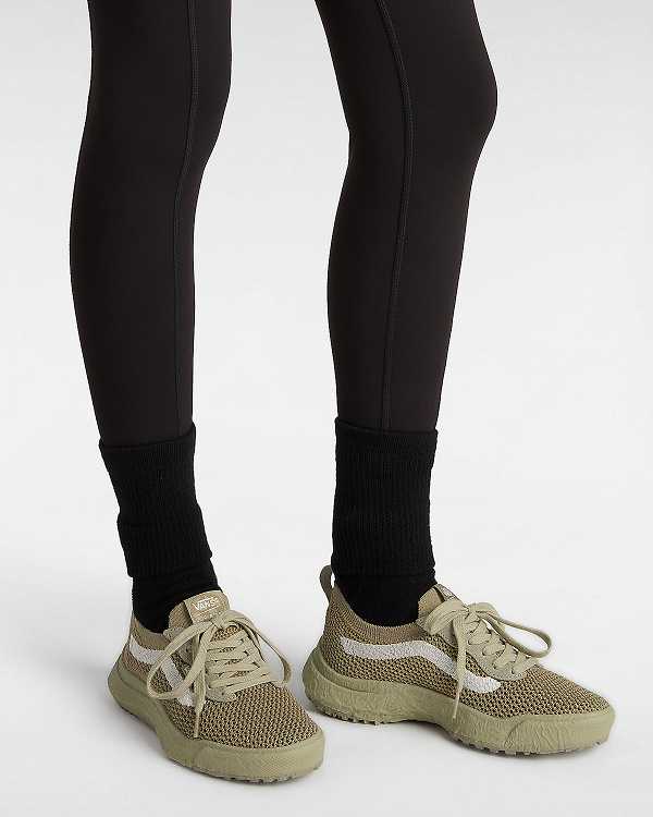Beige Women Vans MTE UltraRange VR3 Sneakers Canada | VN3072861