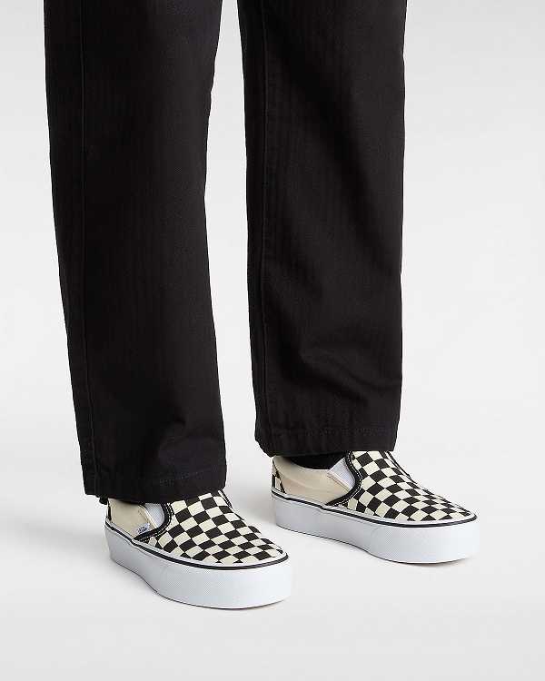Black / White Women Vans Checkerboard Classic Slip-On Platform Shoes Canada | VN4528079