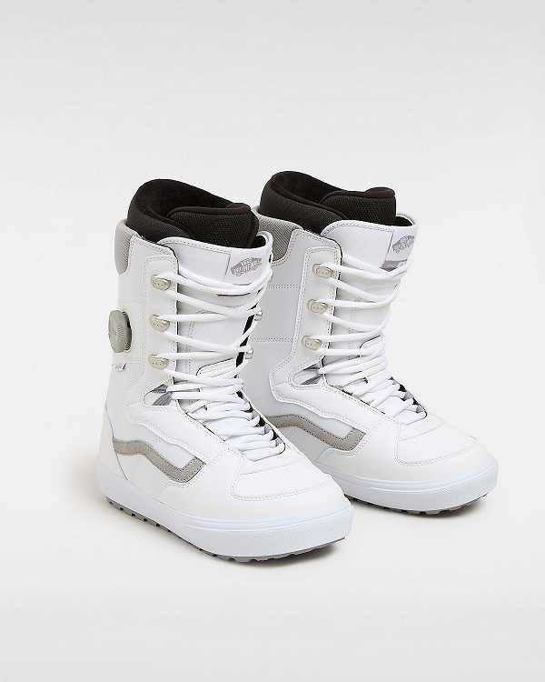 White Men Vans Invado OG MTE Snowboard Boots Canada | VN6839541