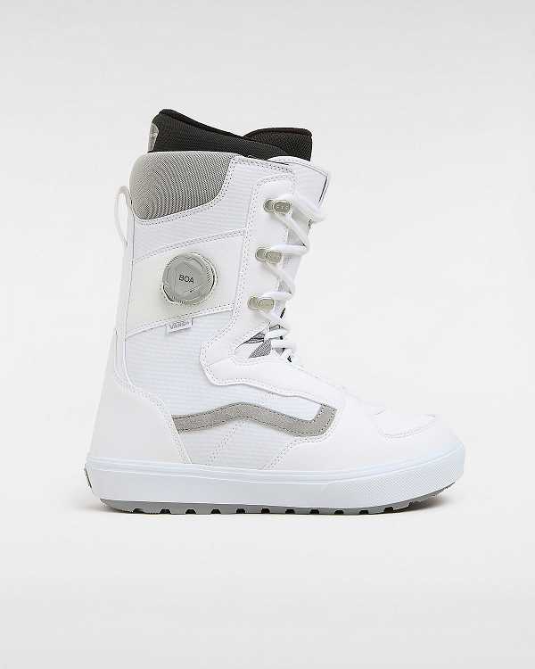 White Men Vans Invado OG MTE Snowboard Boots Canada | VN6839541