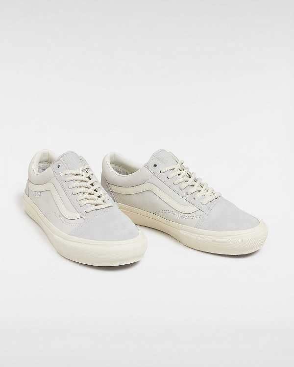 White Men Vans Old Skool Skate Shoes Canada | VN2138564