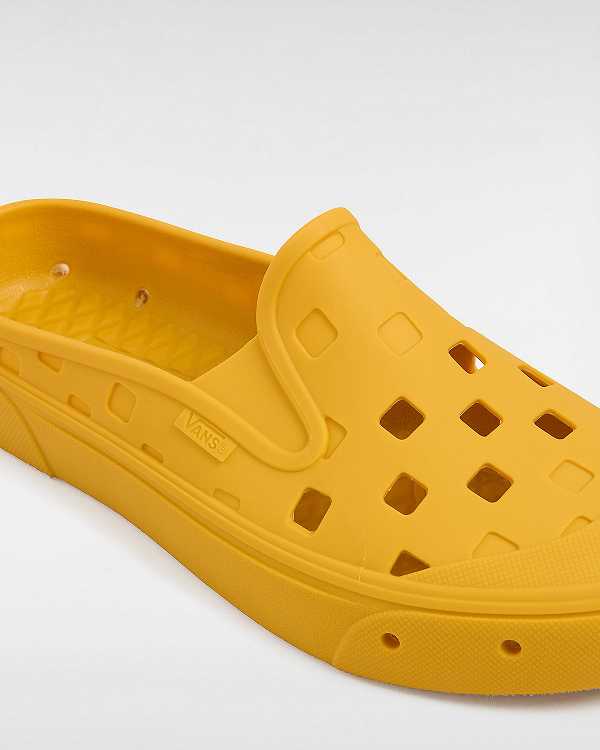 Yellow Women Vans MTE Slip-On TRK Mules Canada | VN7809315